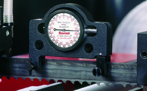 张家界锯切钛合金用双金属带锯条还是硬质合金带锯条？